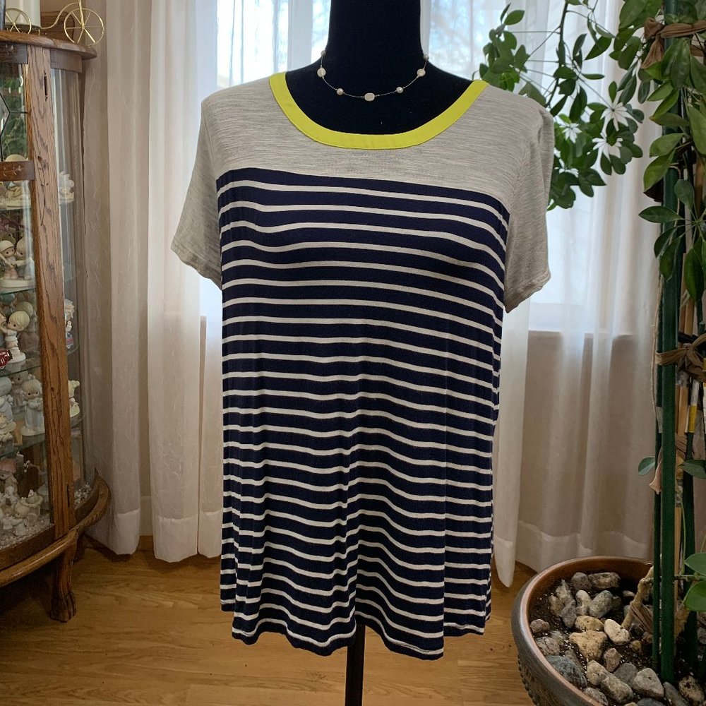 Skies Are Blue Sader Contrast Trim Knit Top